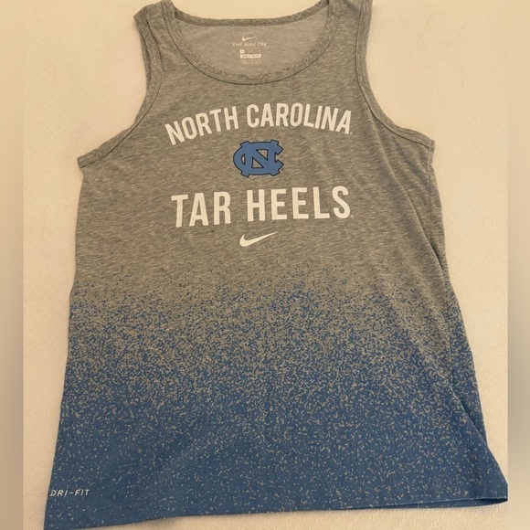 Men's Nike Size Small North Carolina Tarheel Dri-fit Tank Top. NWOT - Picture 1 of 10
